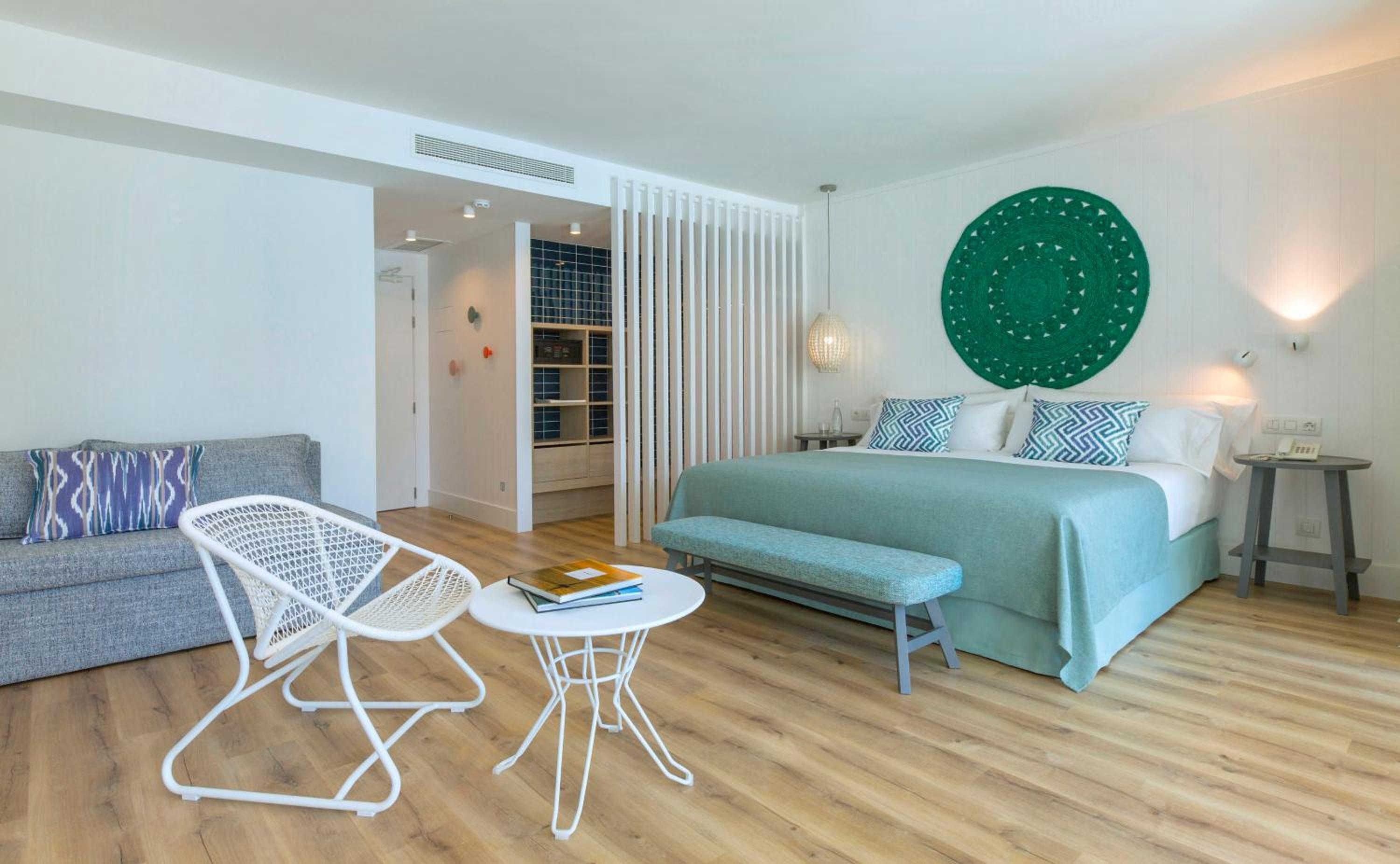 Suite Mediterranean Side Sea View