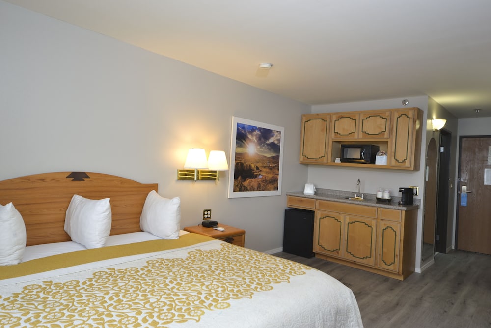 Days Inn & Suites By Wyndham Airport Albuquerque 11/38