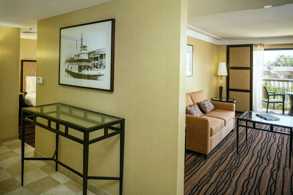 Hilton Stockton 25/51