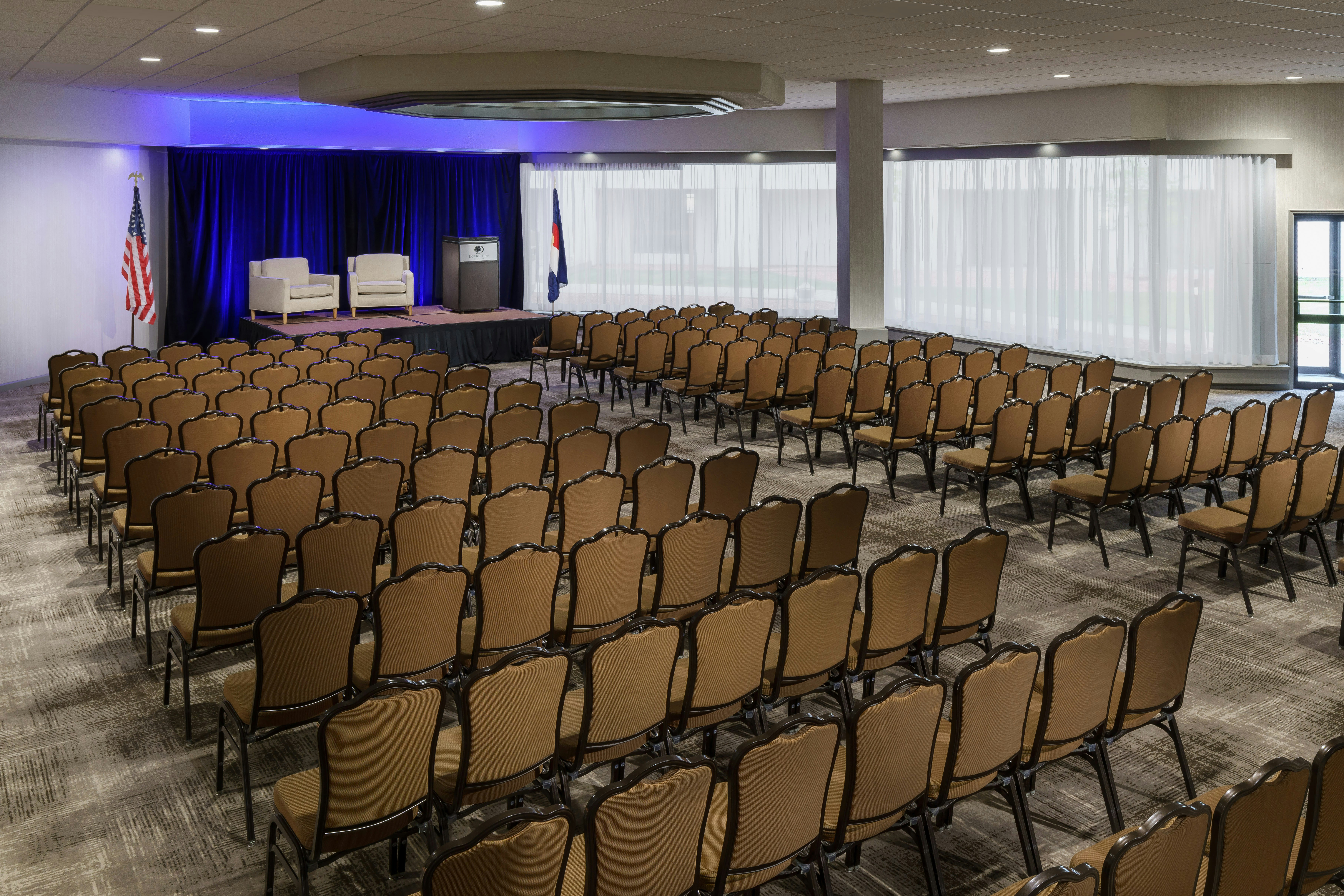 Doubletree Hotel Colorado Springs - World Arena Co 66/70
