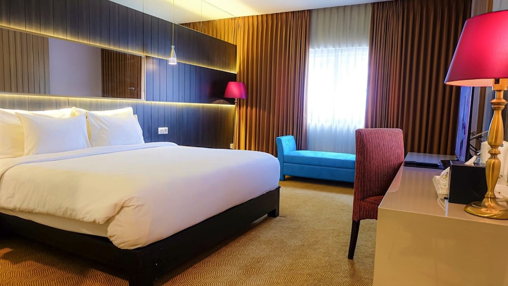Swiss-Belhotel Silae Palu 22/73