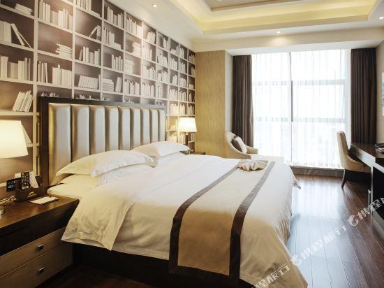 Deluxe, Twin Beds