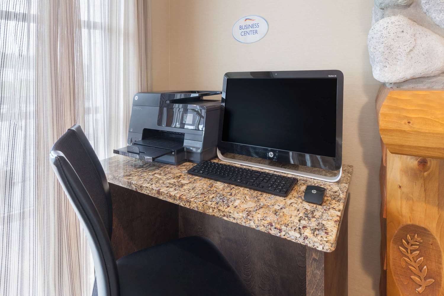 Baymont by Wyndham St. Ignace Lakefront 37/54