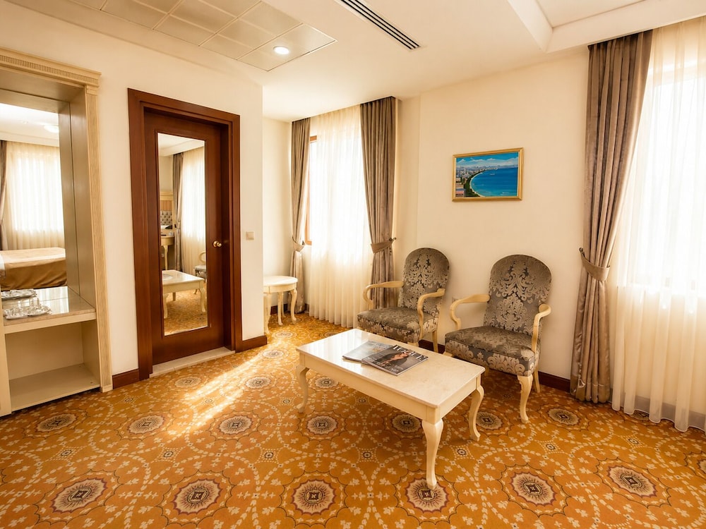 Atropat Old City Hotel 42/71