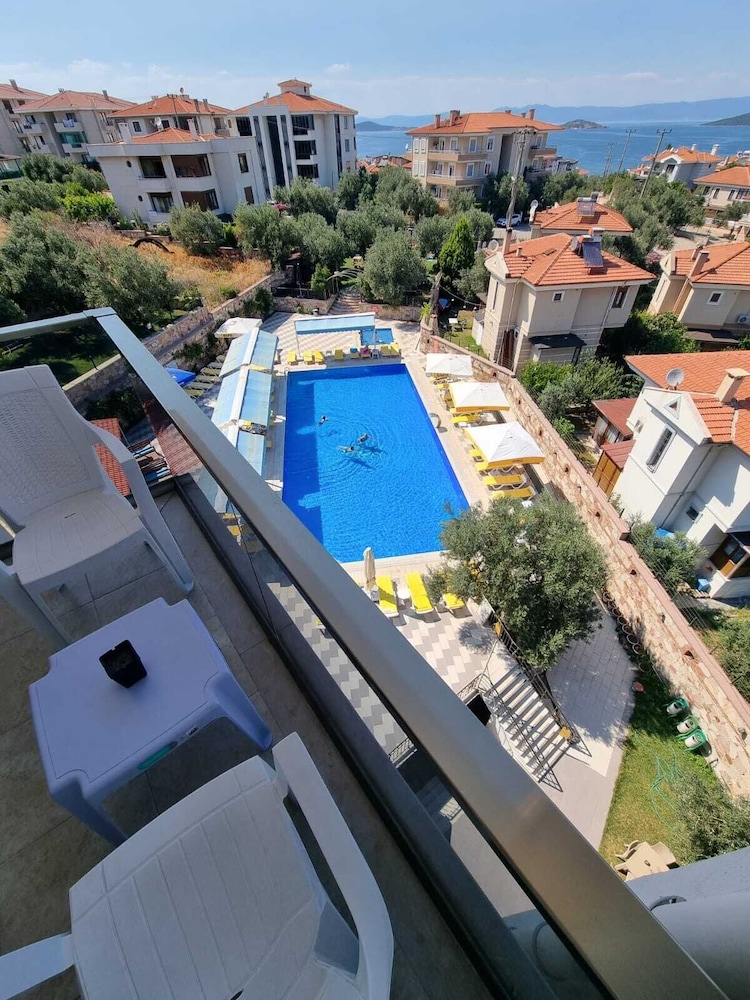Ayvalik Elisa Otel 23/27