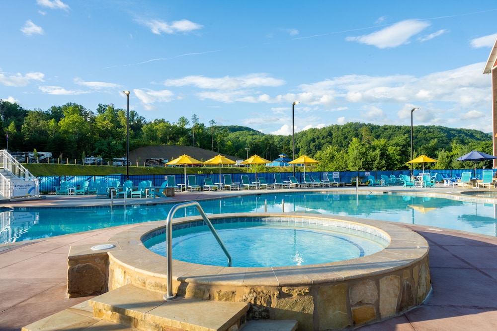 The Lodge at Camp Margaritaville 27/30