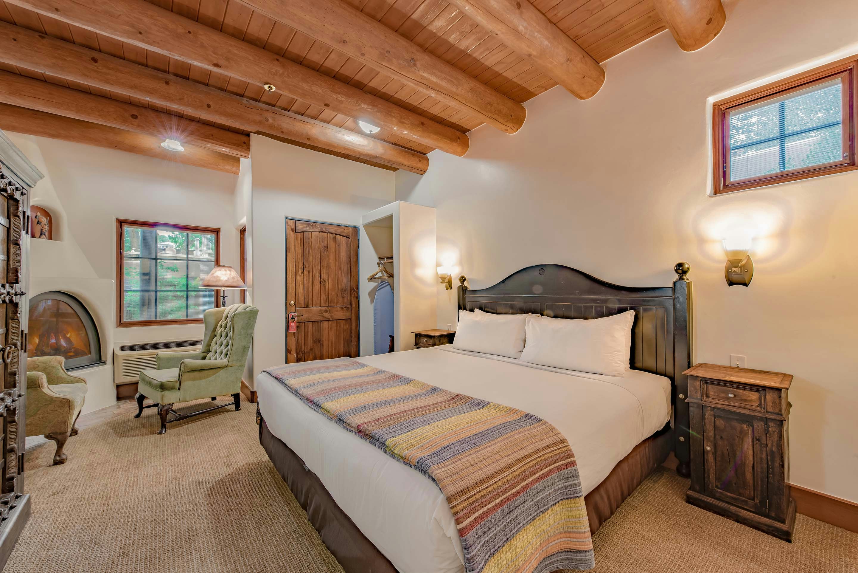 The Historic Taos Inn 33/80