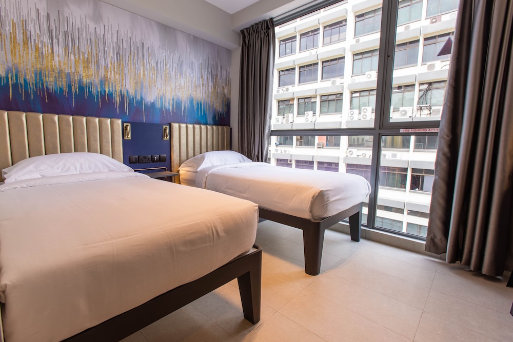 Ibis budget Singapore Gold 18/45