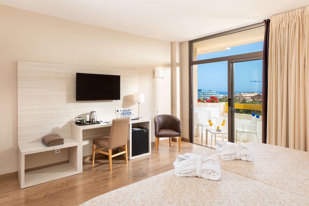 Best Tenerife 53/60