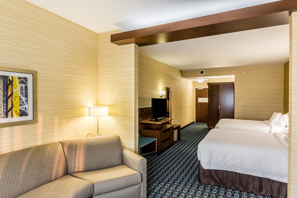 Fairfield Inn and Suites by Marriott Butte 10/41