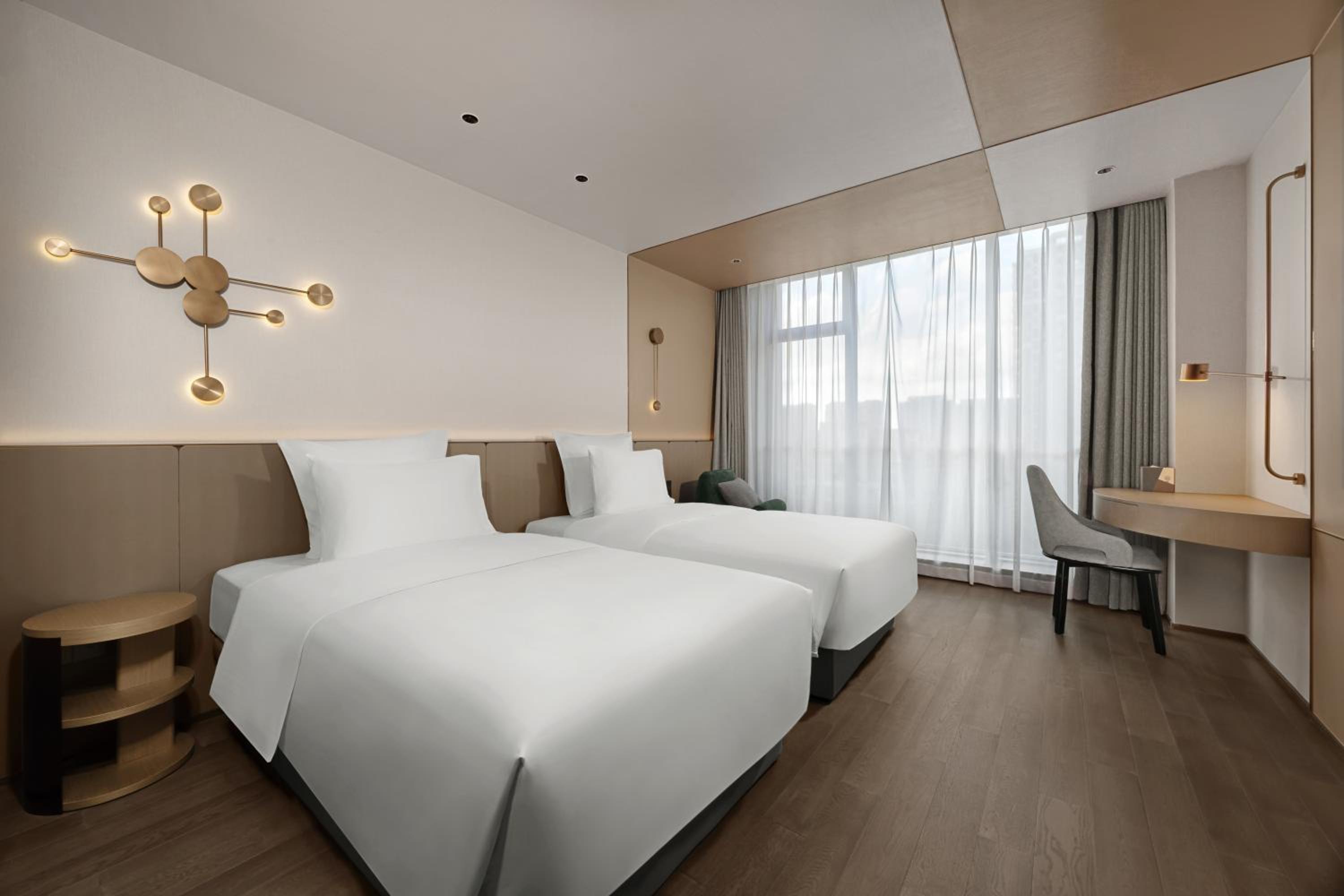 SUPERIOR, TWIN BEDS