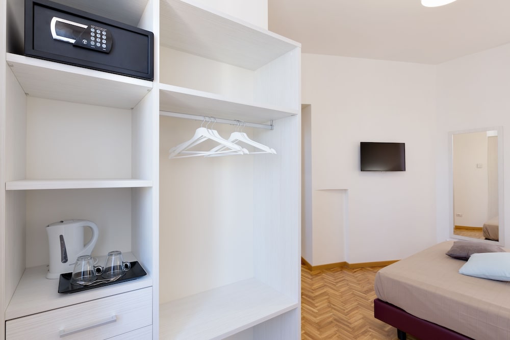 Dolce Luxury Rooms 35/50