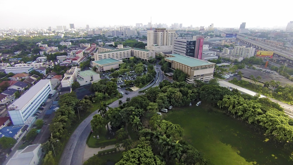 Rama Gardens Hotel 47/50