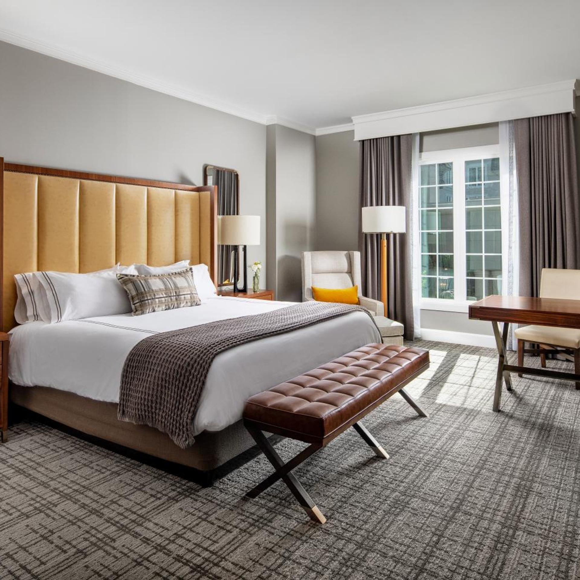 Room, King Bed