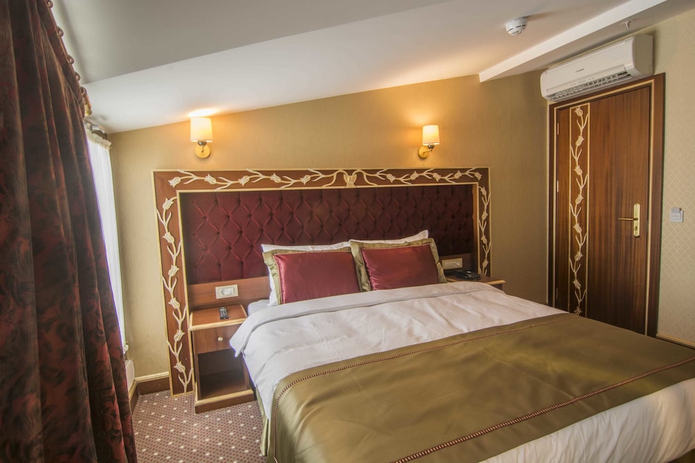 MB DELUXE HOTEL 23/59