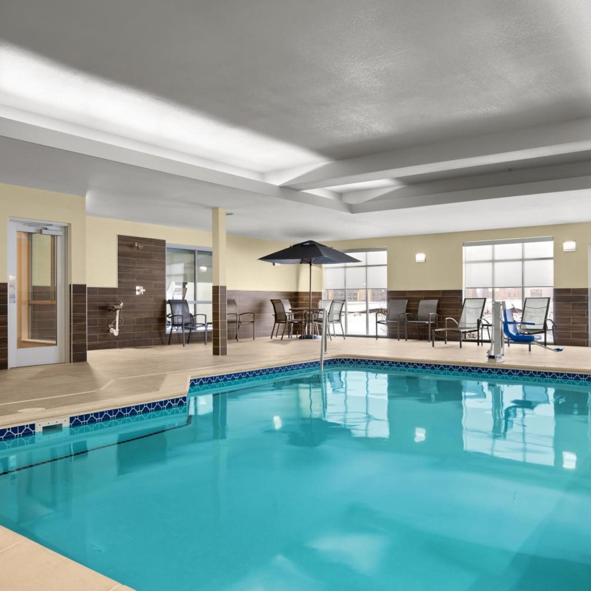 Fairfield by Marriott Inn & Suites Kokomo 12/39