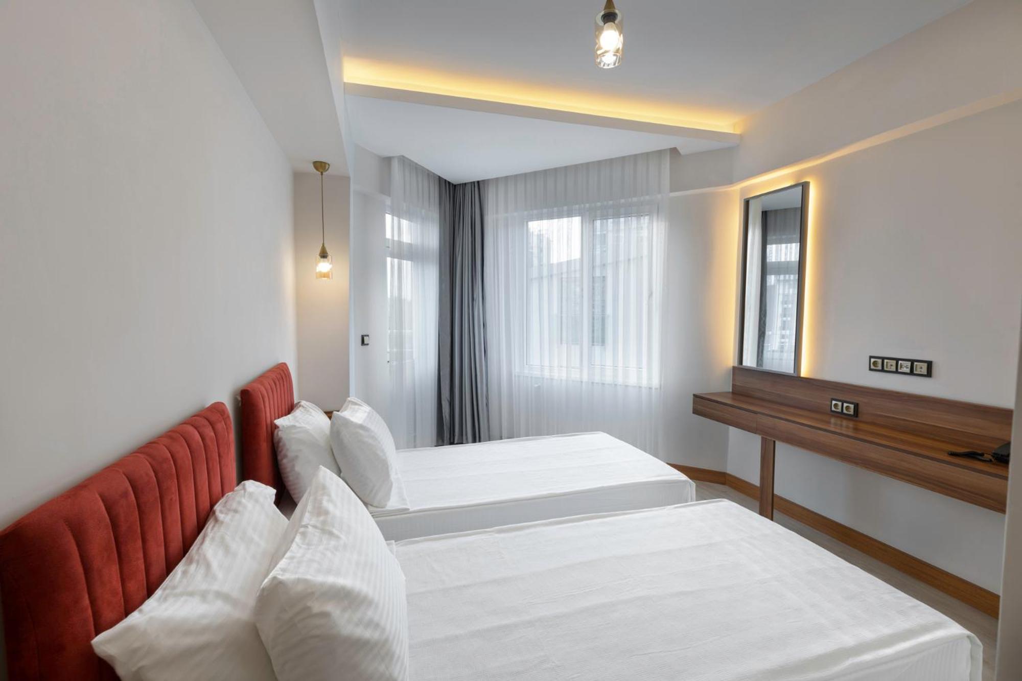 Superior, Twin Beds
