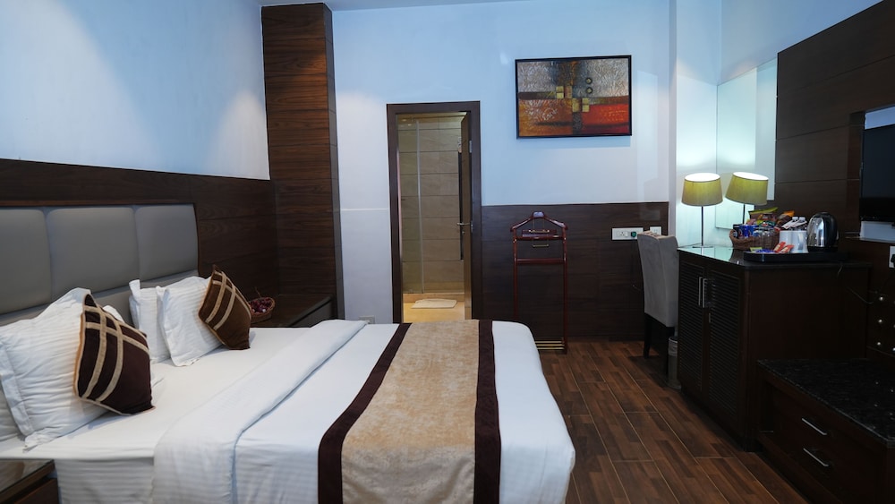 Hotel Sawera Grand 18/46