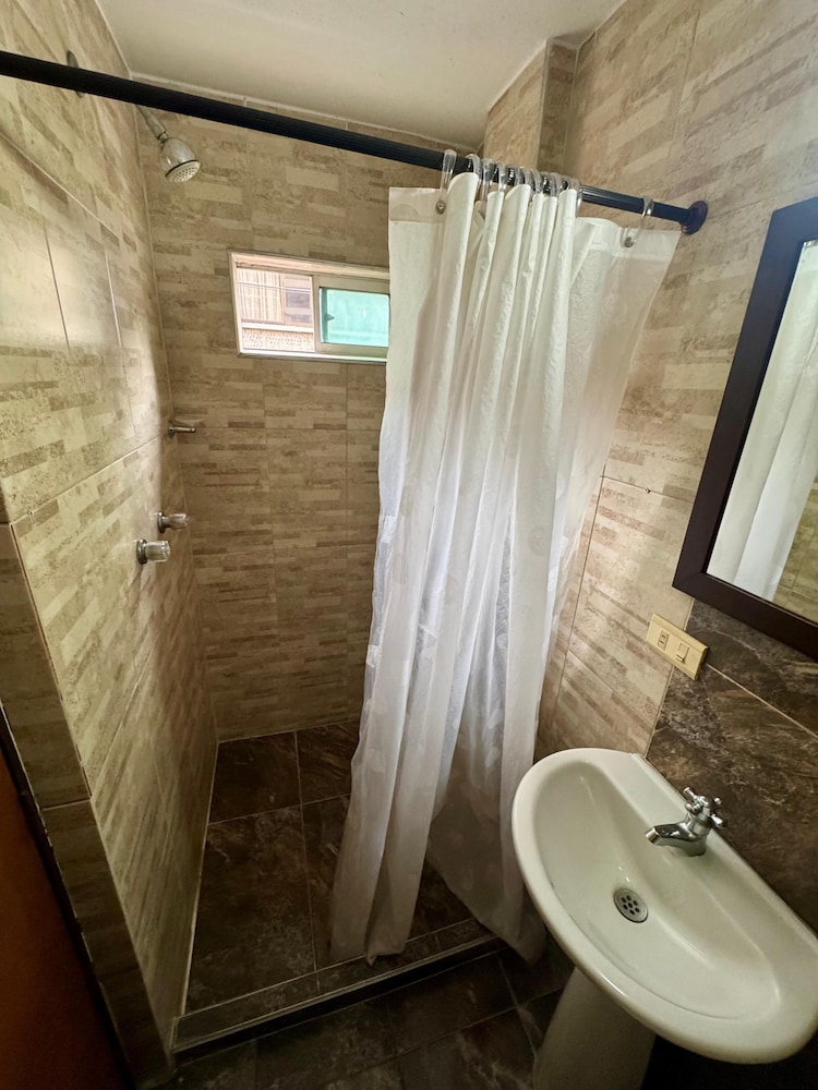 Hotel Tucan Pereira 32/36