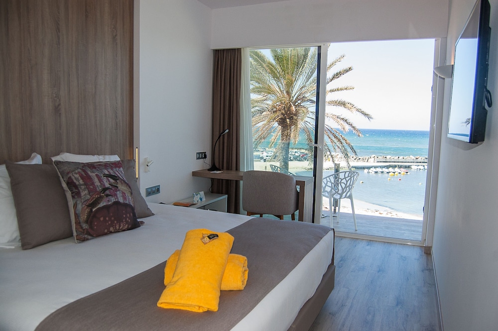 BQ Aguamarina Boutique Hotel 15/66