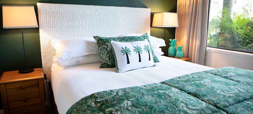 EMERALD INN ON TAKAPUNA BEACH 9/34