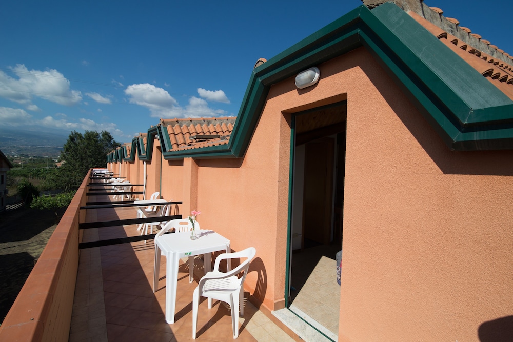 Villaggio Alkantara 34/66