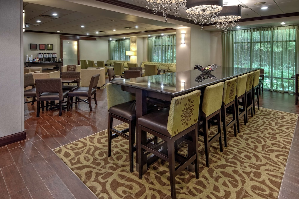 Hampton Inn Cambridge 57/63