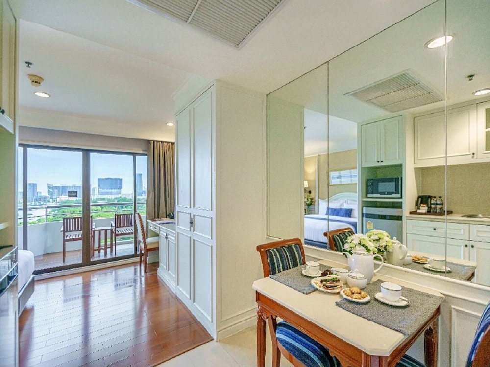 Centre Point Hotel Sukhumvit 10 91/114