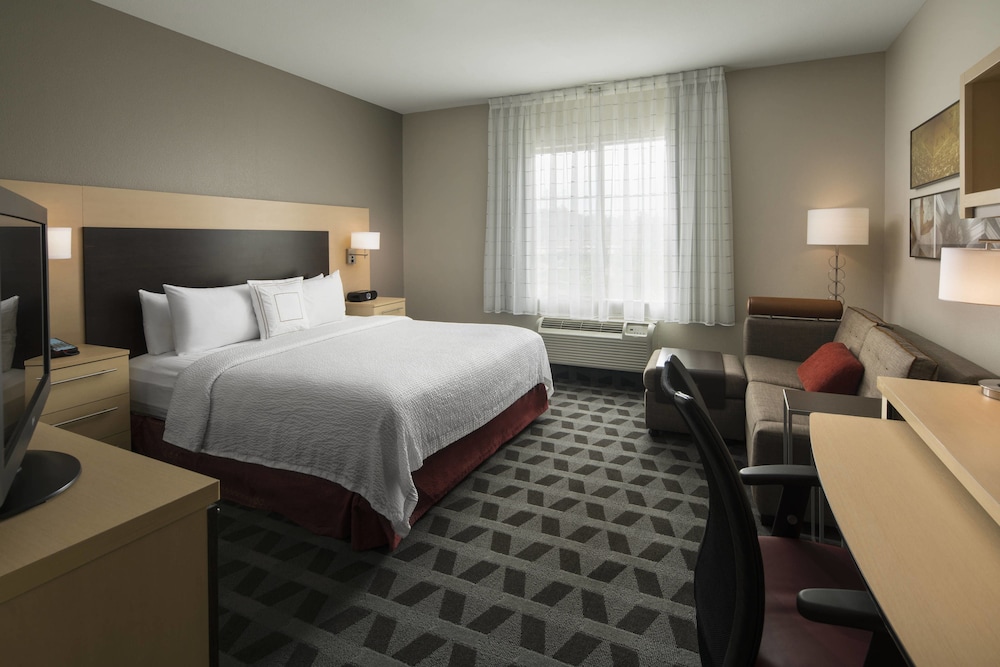 TownePlace Suites by Marriott San Diego Carlsbad / Vista 5/24