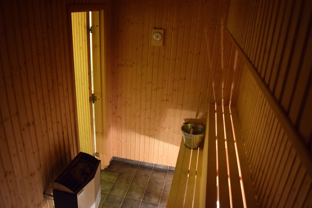 Hotell Hässlö 12/33