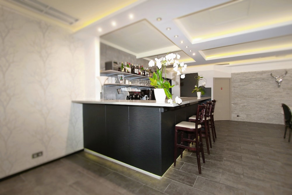 Hotel Napoleon 5/43