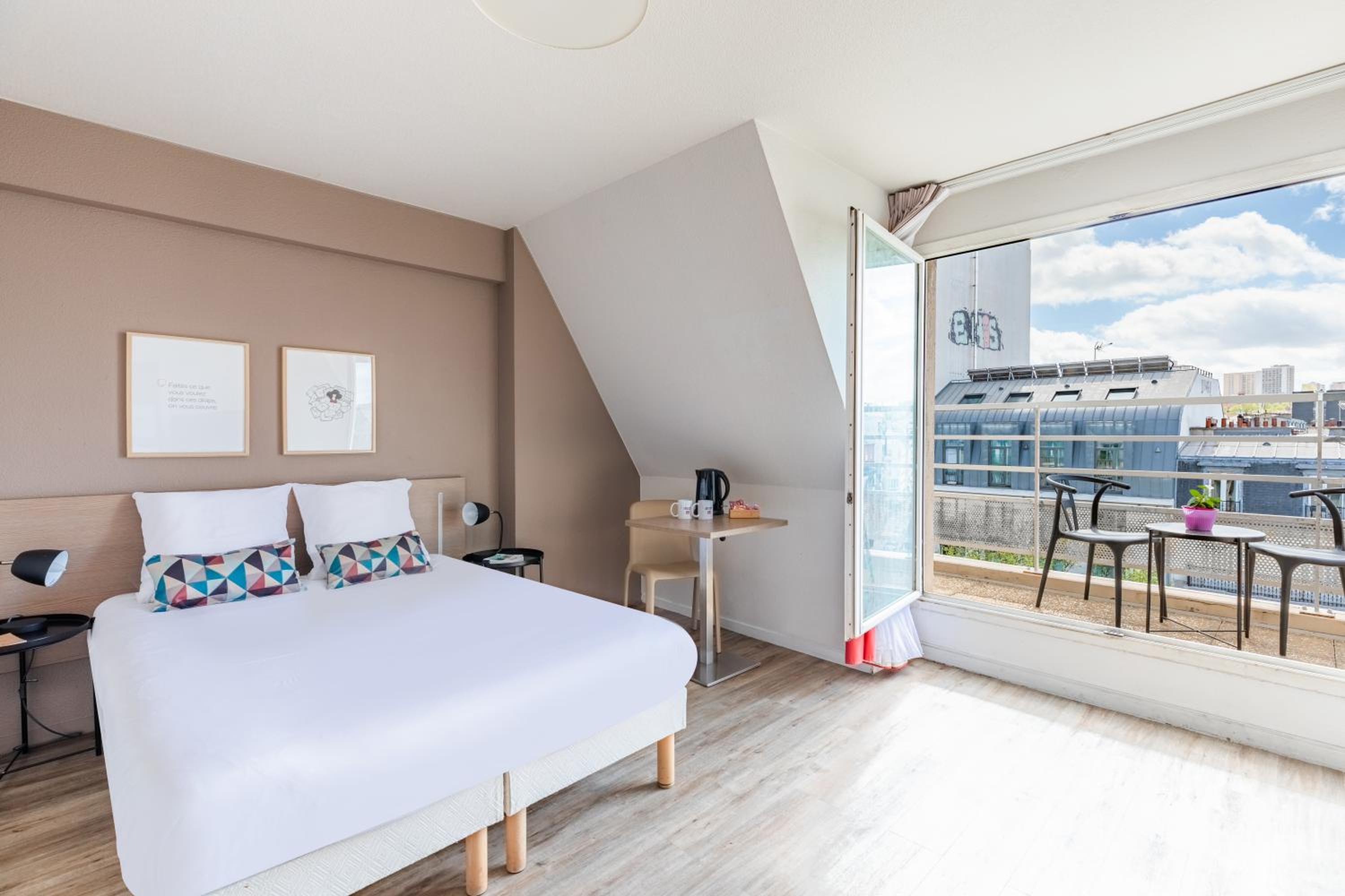 SUPERIOR, STUDIO, TERRACE
