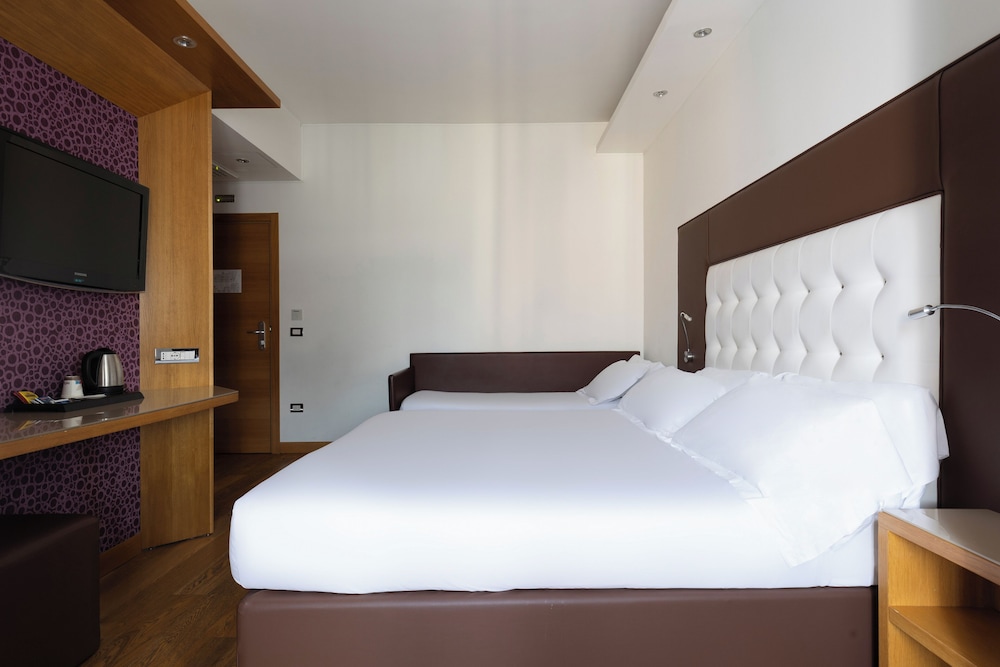 Hotel Royal Caserta 5/50