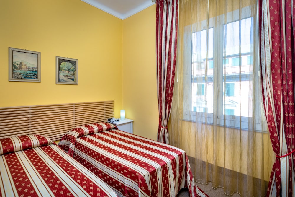 2 BEDROOMS, SUPERIOR, QUADRUPLE, ANNEX