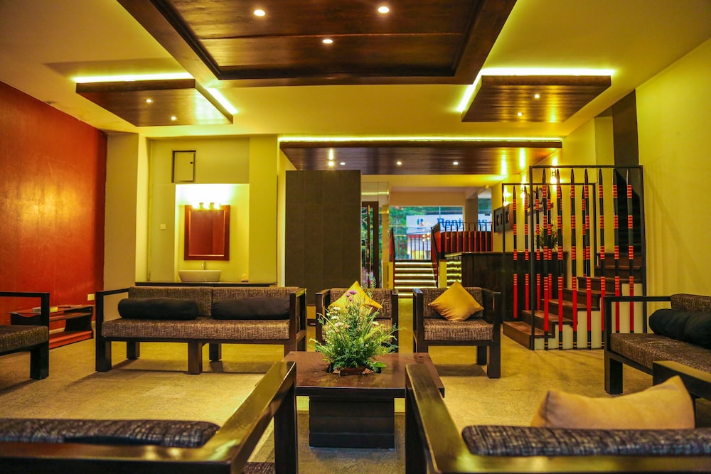 Oak Ray City Hotel 63/82