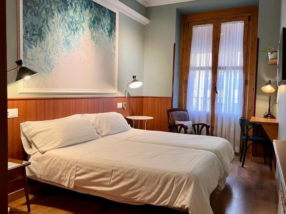 Hostal La Vera 14/50