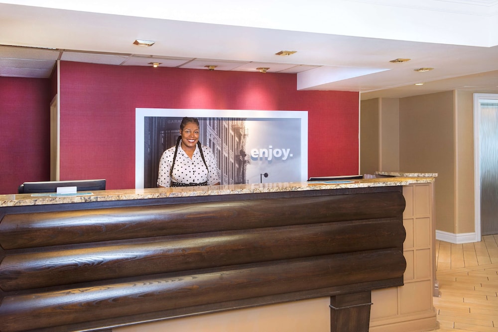 Hampton Inn Suites Annapolis 9/39