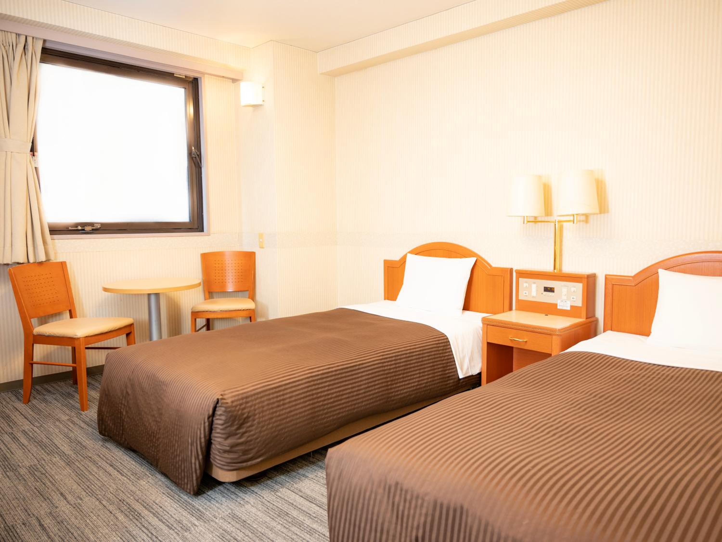 غرفة بسريرين منفصلين للمدخنين، Numazu Grand Hotel 2/7
