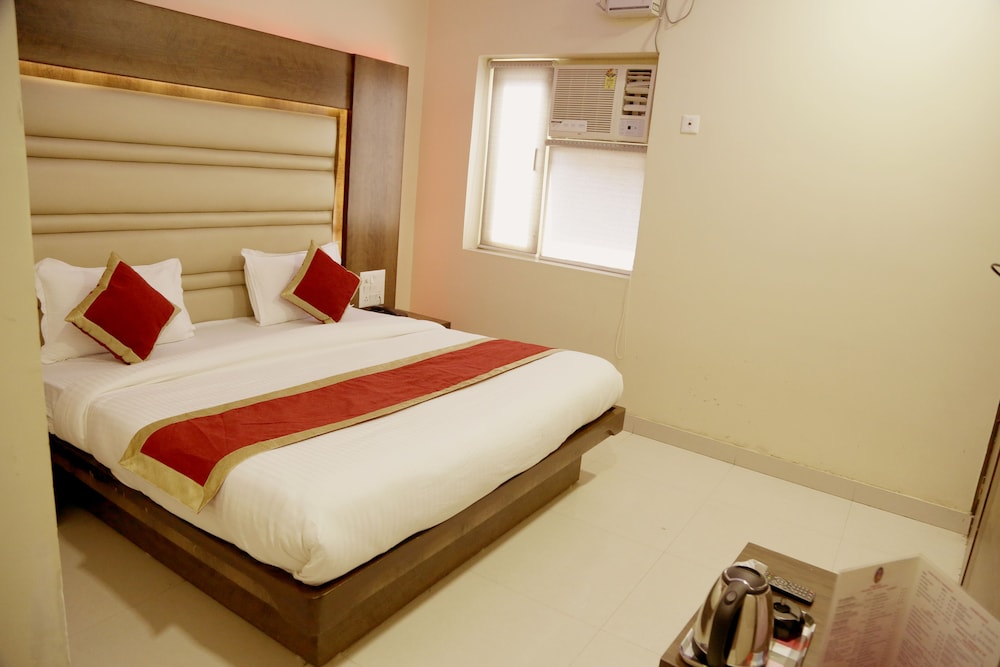 Hotel Pink City 12/43