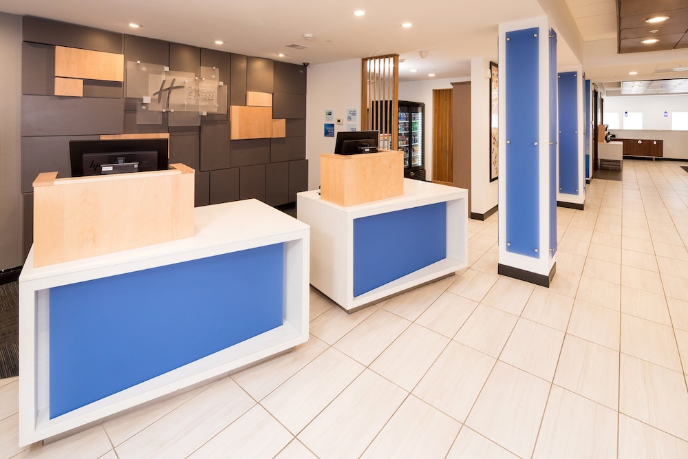 Holiday Inn Express Hotel Suites Grand Blanc 9/46