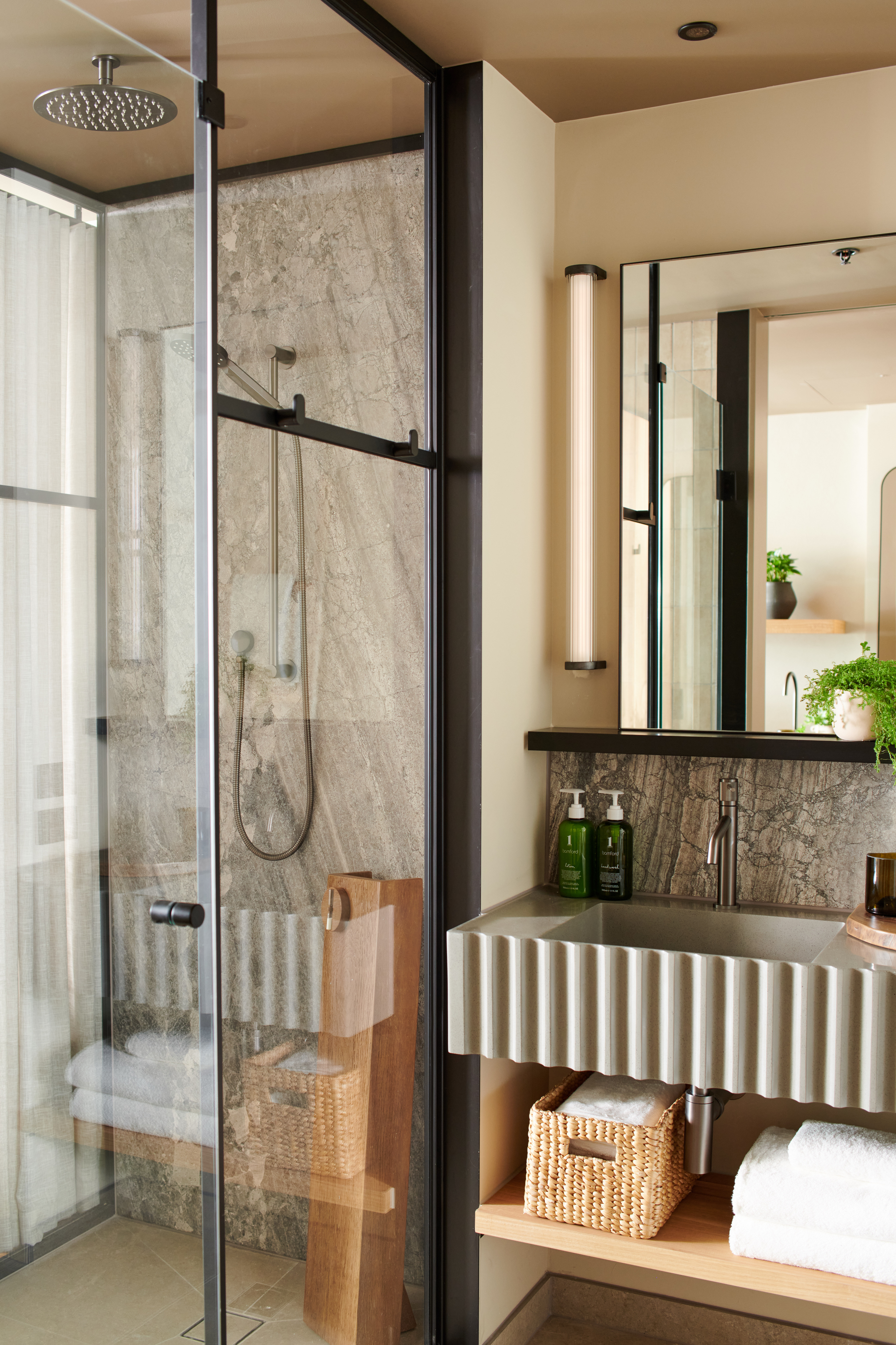 City, King Bed، 1 Hotel Melbourne 2/2