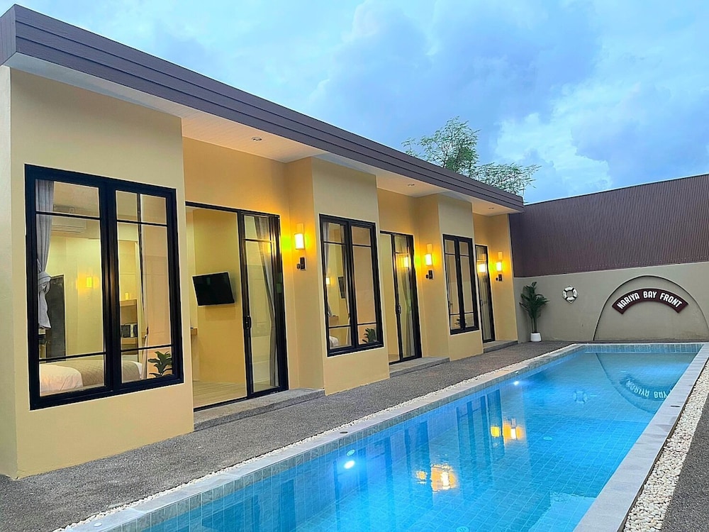 Nariya Bayfront Phuket 35/50