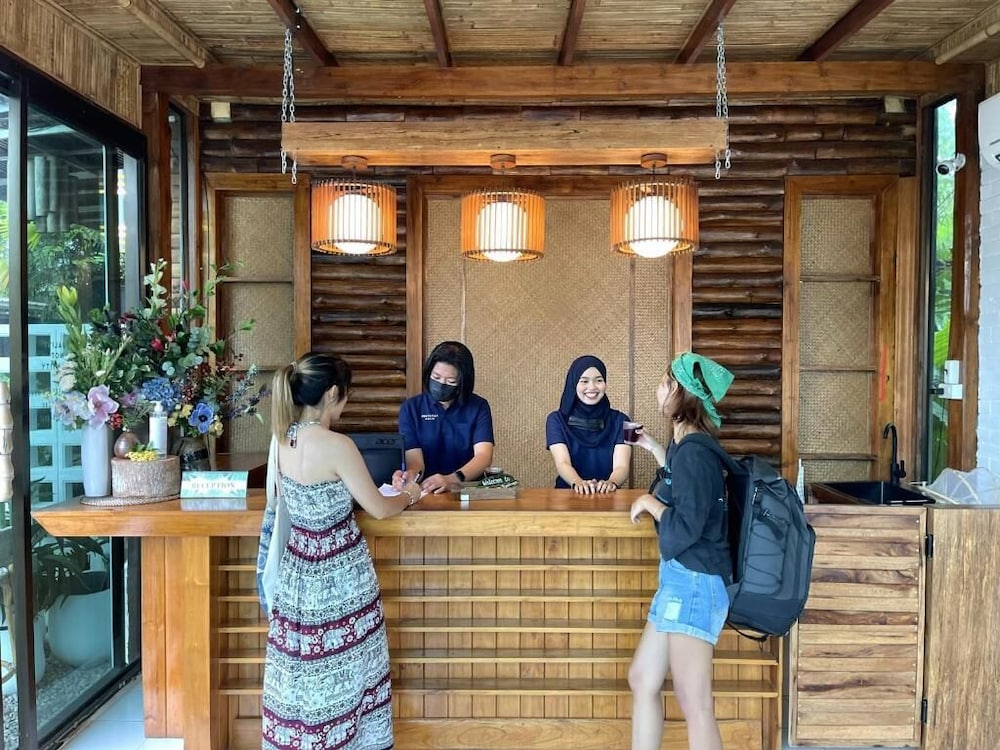 Phuvara Boutique Aonang 37/75