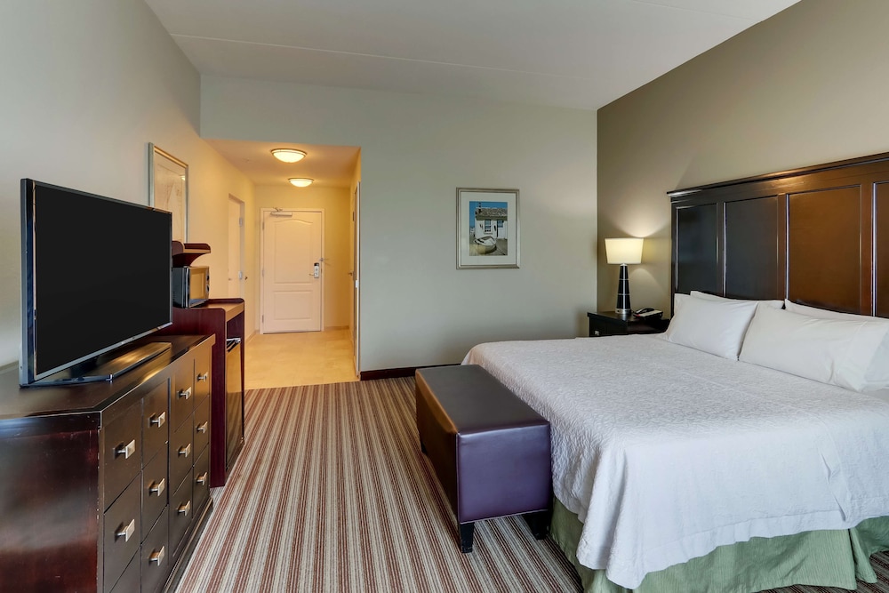 Hampton Inn & Suites Swansboro Near Camp Lejeune, NC 18/64