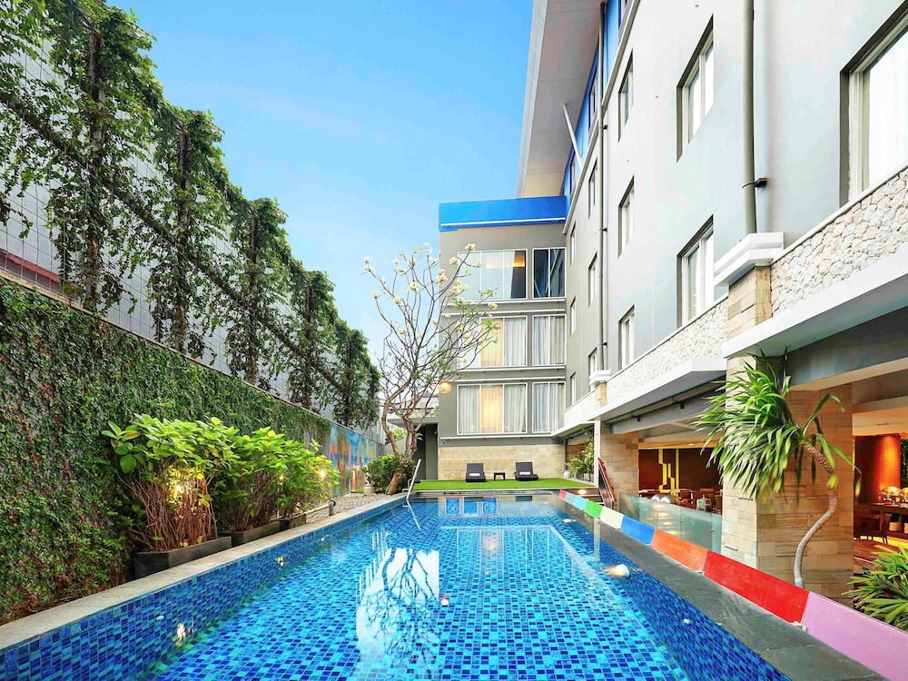 Primera Hotel Seminyak (Ex Ibis Budget Bali) 26/32
