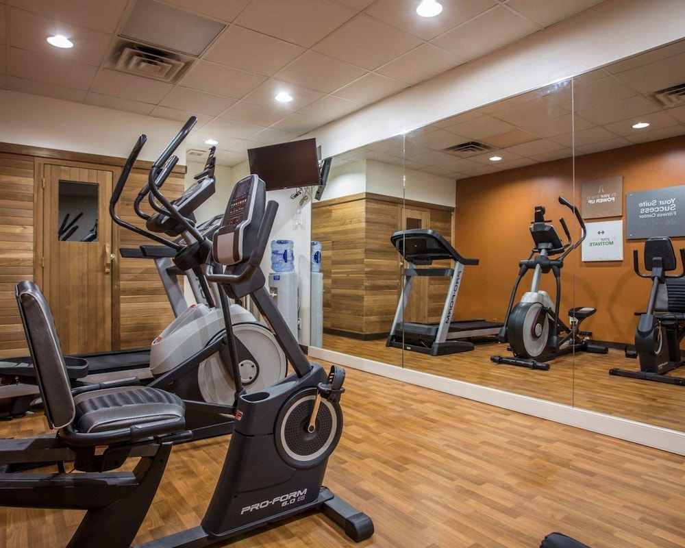 Comfort Suites Lumberton North 28/53