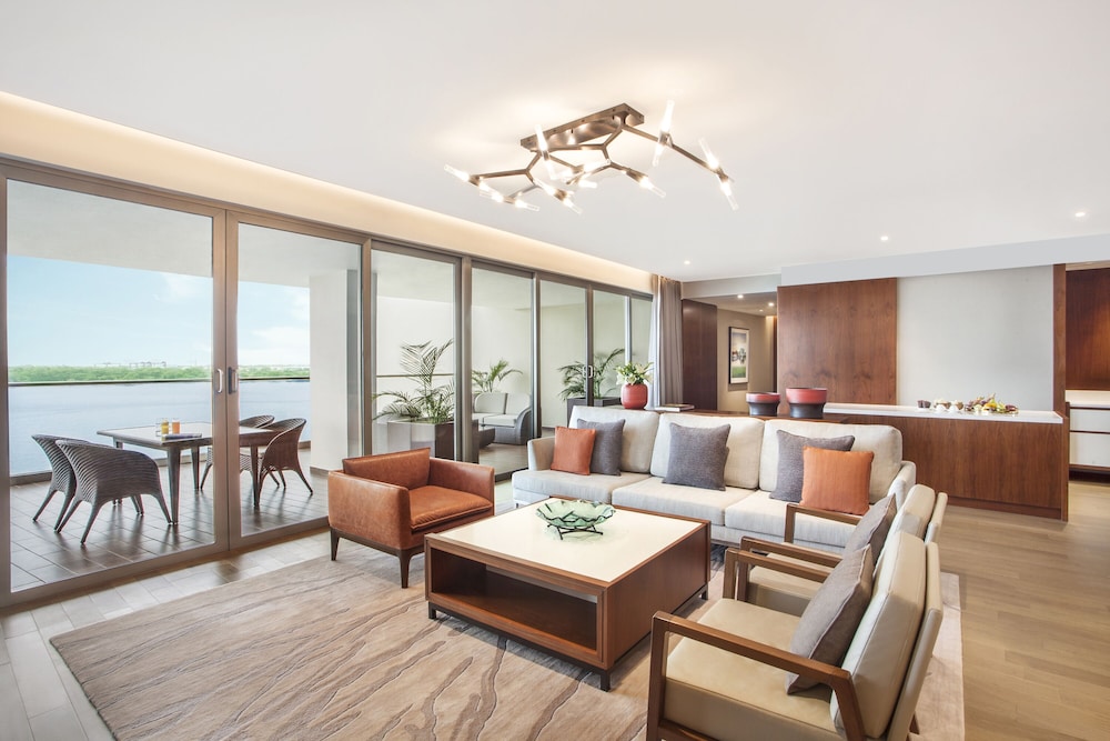 GRAND HYATT KOCHI BOLGATTY 47/71