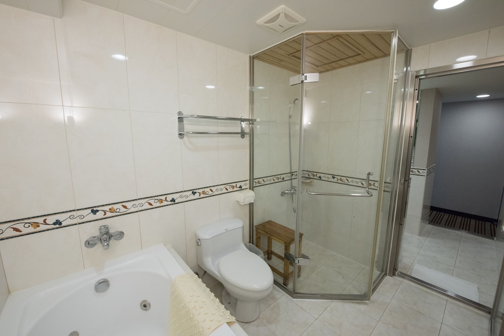Hub Hotel - Zhongshan Branch 14/58