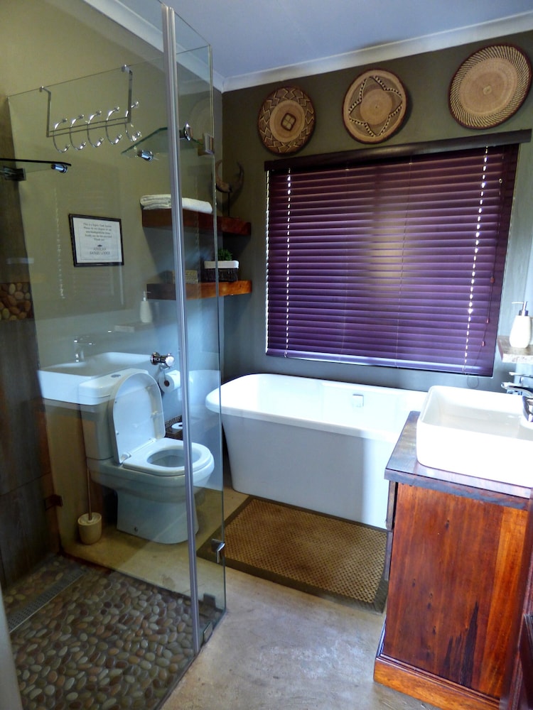 The Ranch House at African Safari Lodge 2/50