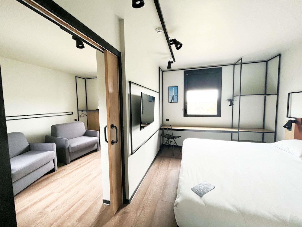 Ibis Lunel Petite Camargue 10/50